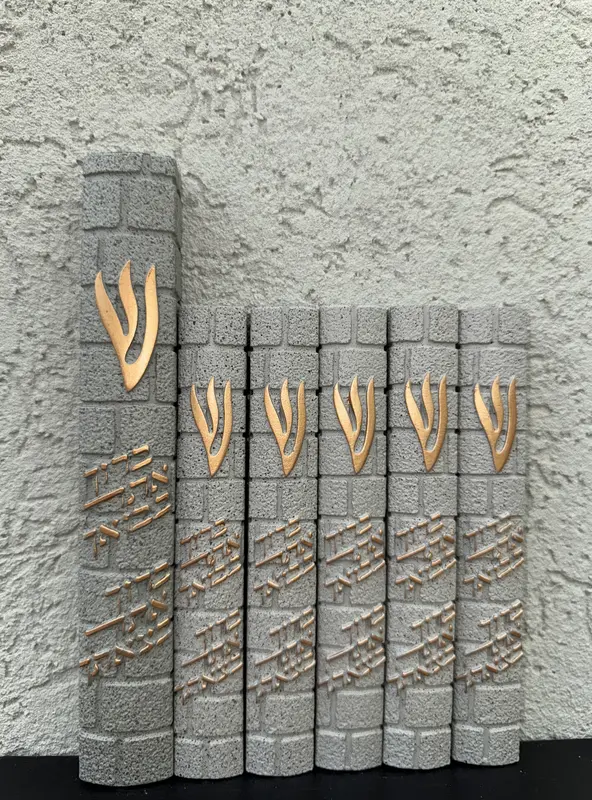 מארז בתי מזוזות 5+1 דגם כותל אפור