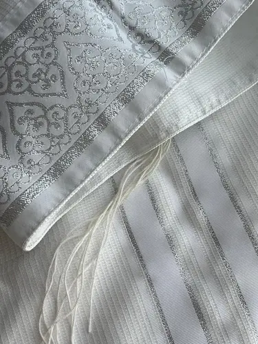 טלית חתנים מהודר